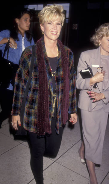 photo-Joan Lunden 1994