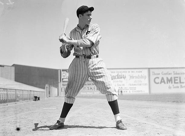photo-Joe DiMaggio 1933