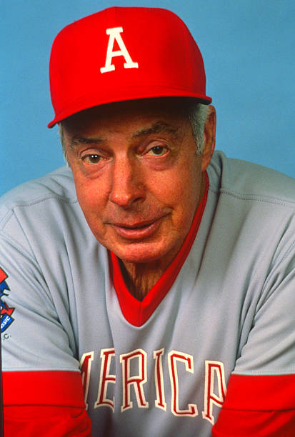 photo-Joe DiMaggio 1983