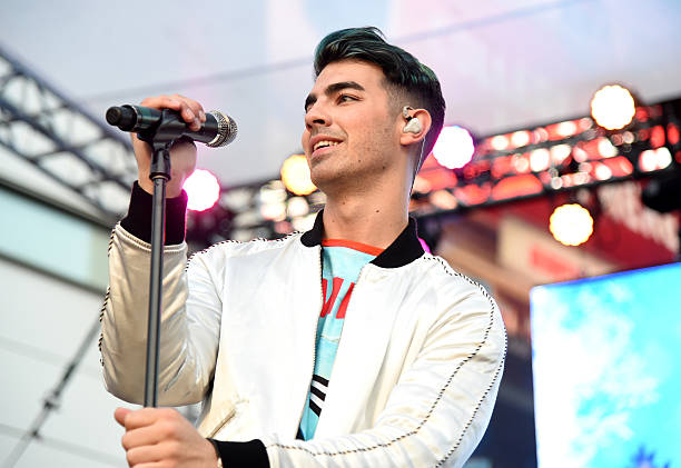 photo-Joe Jonas 2015