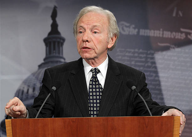 photo-Joe Lieberman 2011