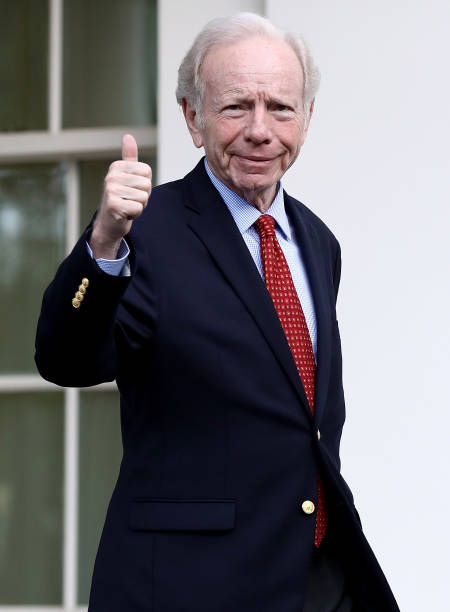 photo-Joe Lieberman 2017