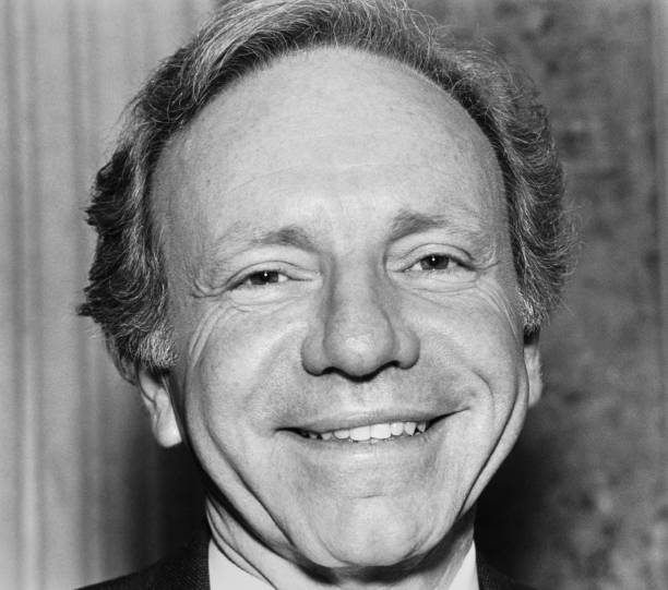 photo-Joe Lieberman 1993