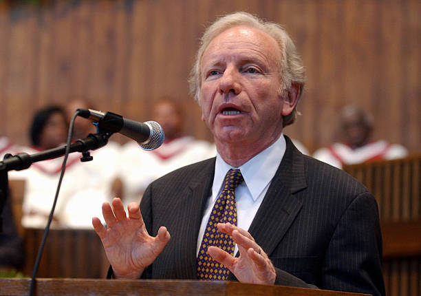 photo-Joe Lieberman 2003