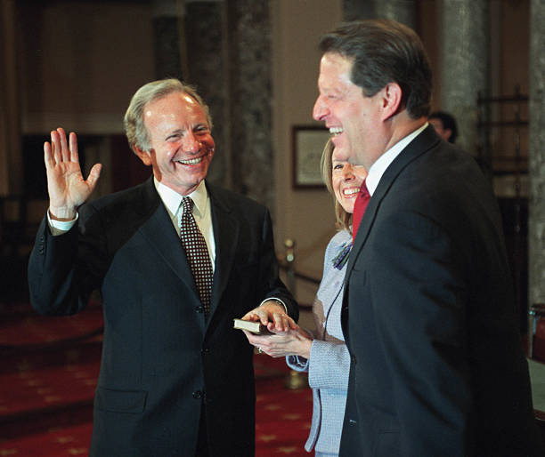 photo-Joe Lieberman 2001