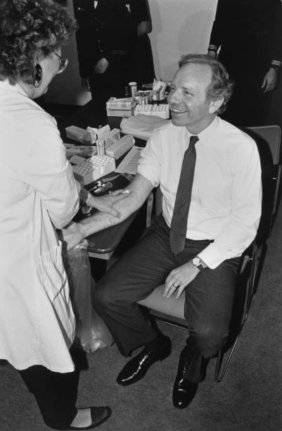 photo-Joe Lieberman 1990