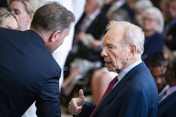 photo-Joe Lieberman 2022