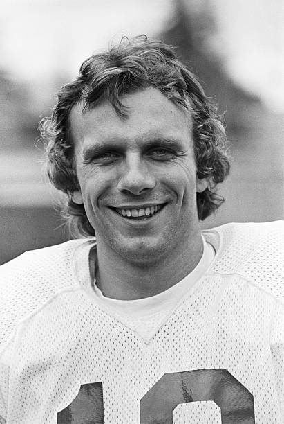 photo-Joe Montana 1980