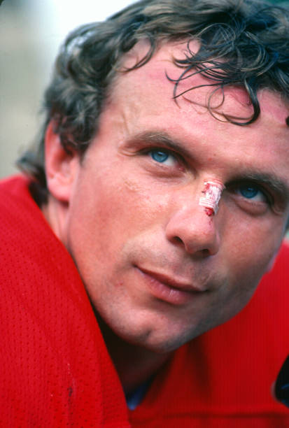 photo-Joe Montana 1983