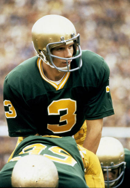 photo-Joe Montana 1976