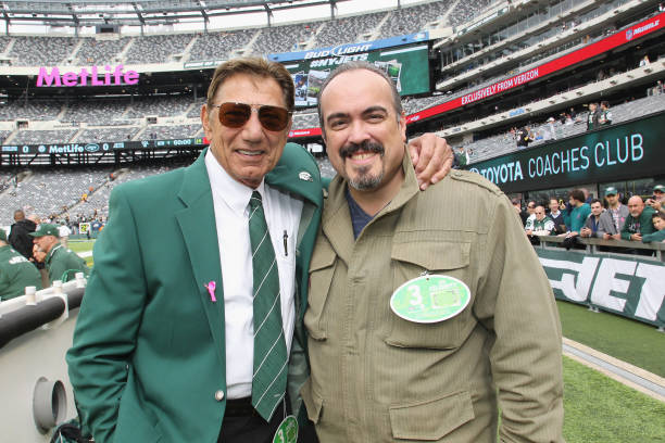 photo-Joe Namath 2013