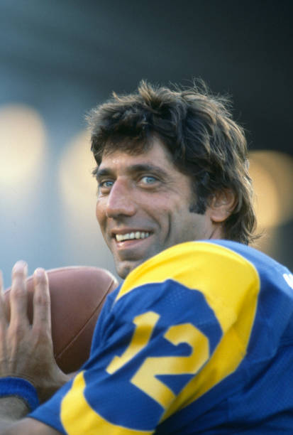 photo-Joe Namath 1977