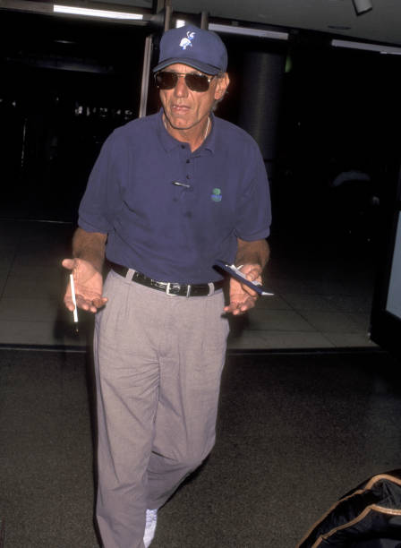 photo-Joe Namath 1996