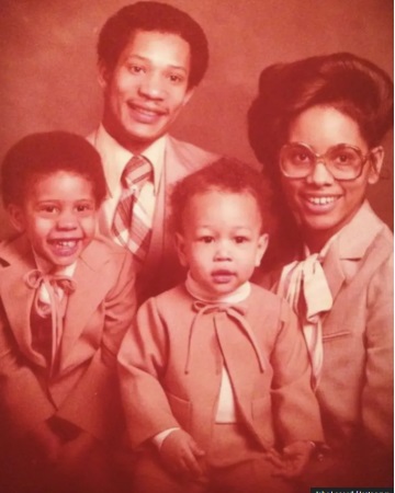 photo-John Legend 1980