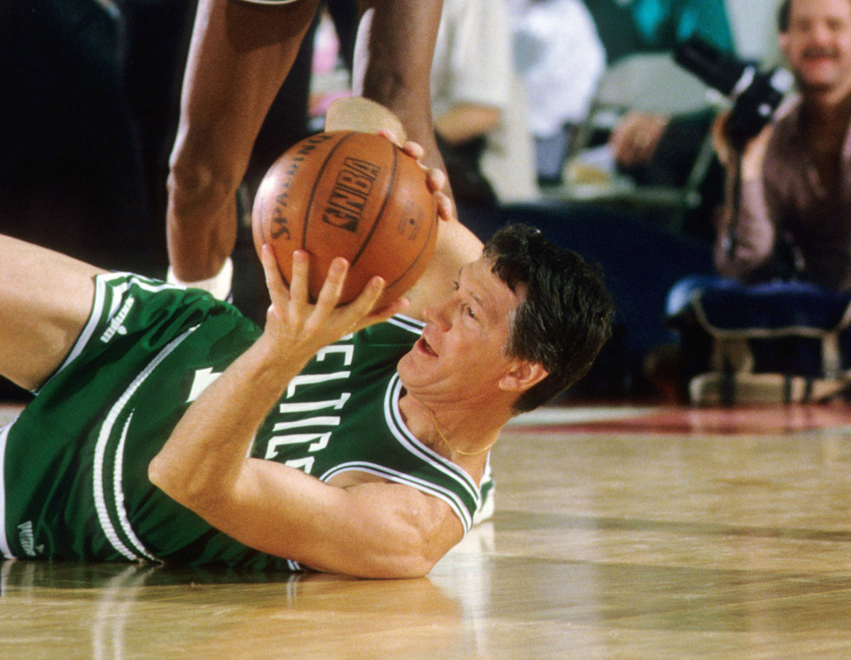 photo-John Havlicek 1985