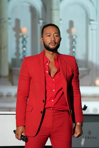 photo-John Legend 2020