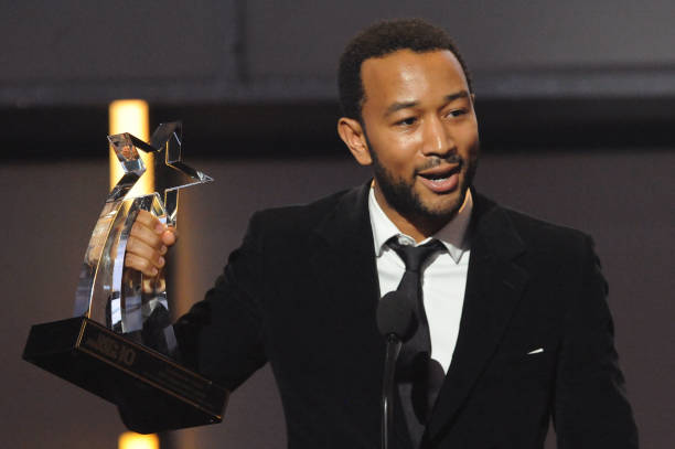 photo-John Legend 2010