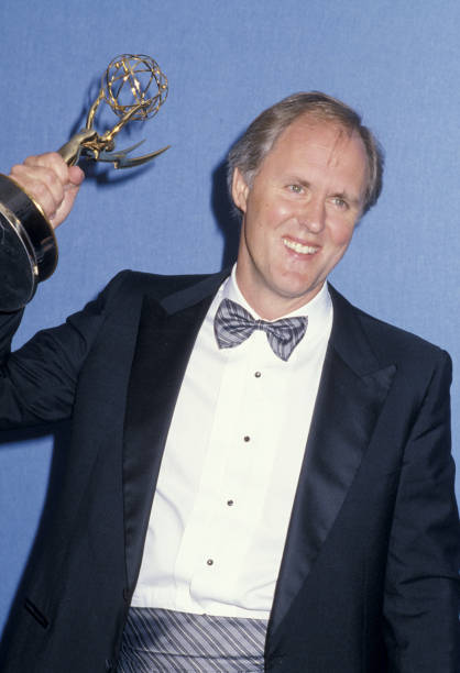 photo-John Lithgow 1986