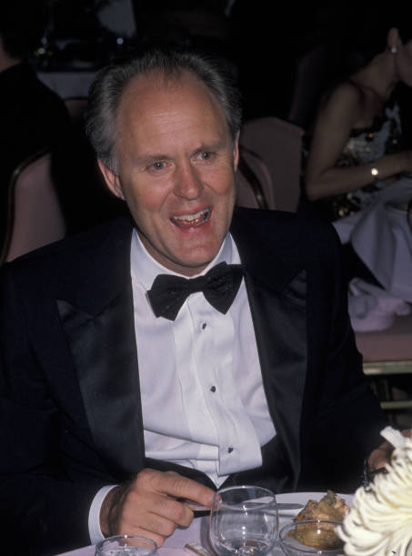 photo-John Lithgow 1990