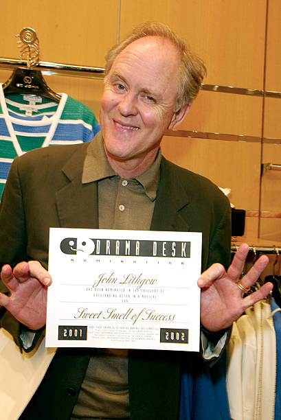 photo-John Lithgow 2002