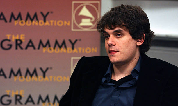 photo-John Mayer 2003