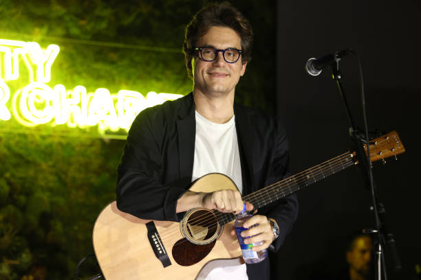 photo-John Mayer 2022