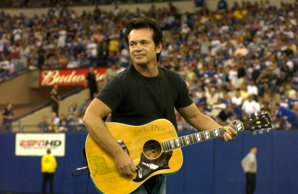 photo-John Mellencamp 2004