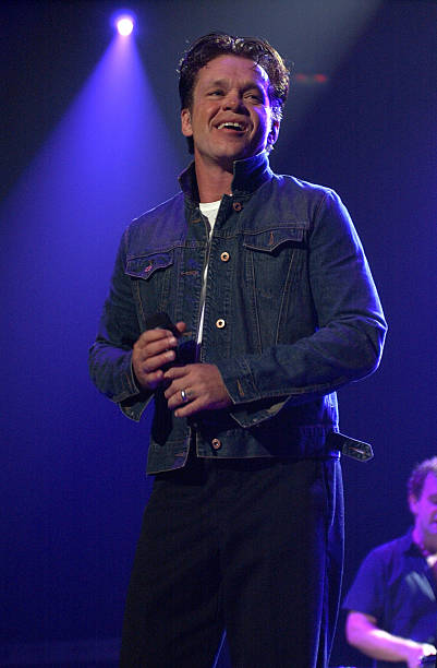 photo-John Mellencamp 2002