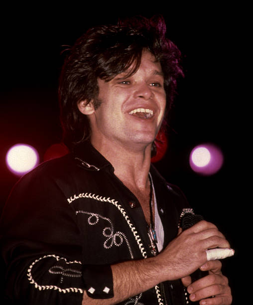 photo-John Mellencamp 1985