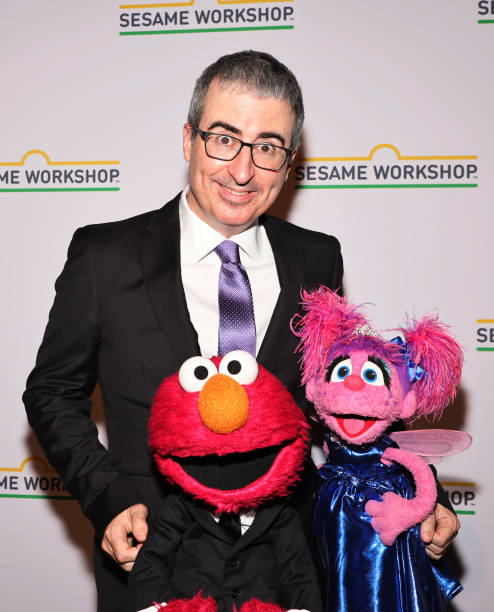 photo-John Oliver 2022