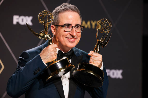 photo-John Oliver 2024