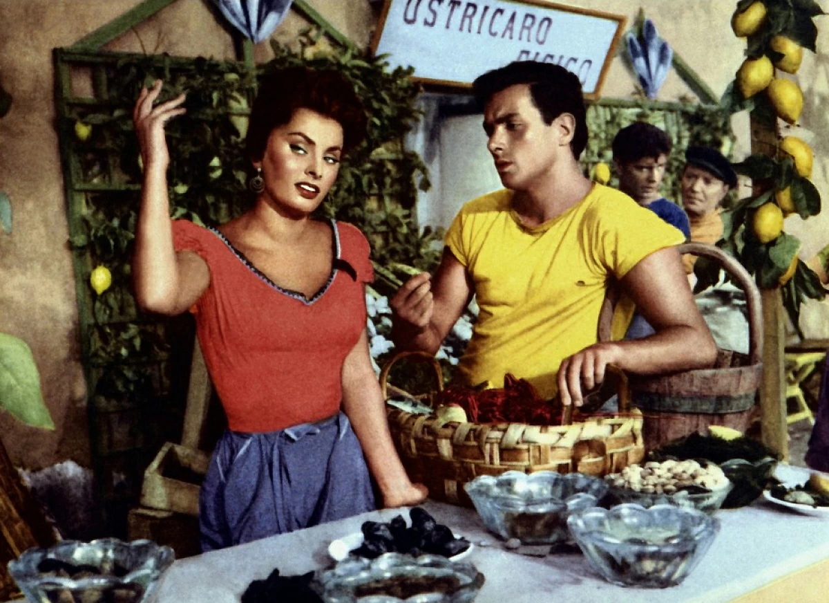 photo-Sophia Loren 1955