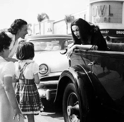 photo-Maila Nurmi 1955