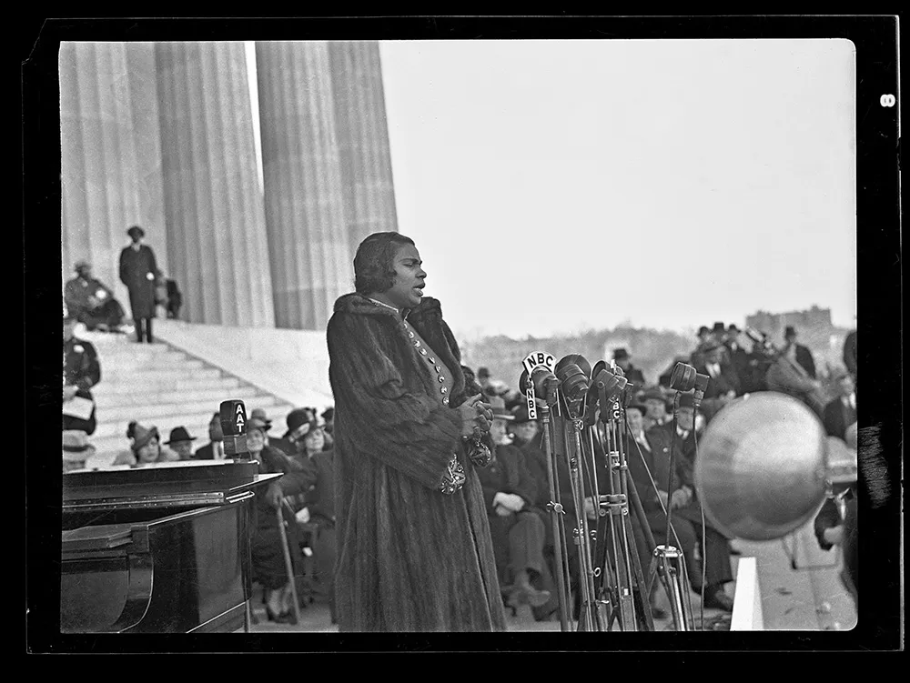 photo-Marian Anderson 1939
