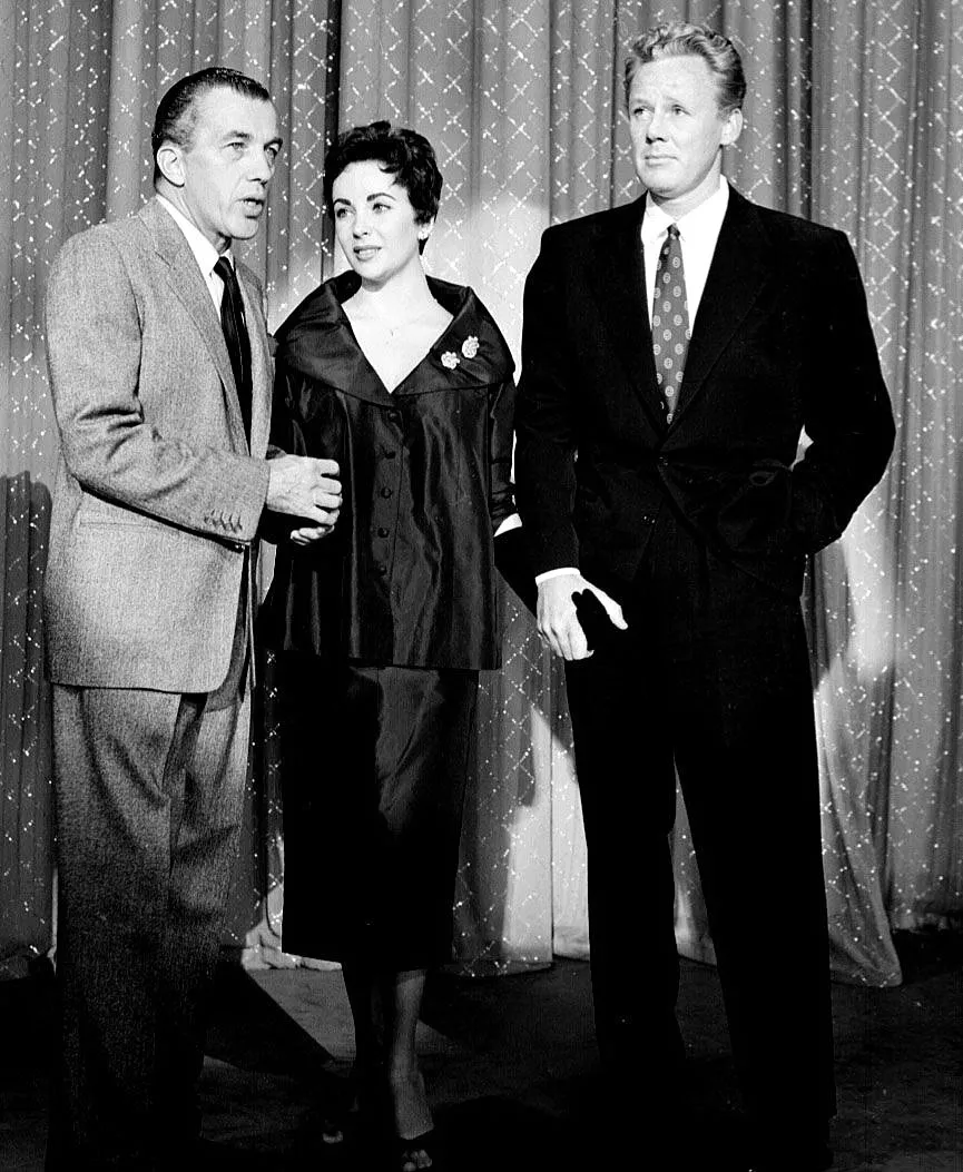 photo-Ed Sullivan 1954