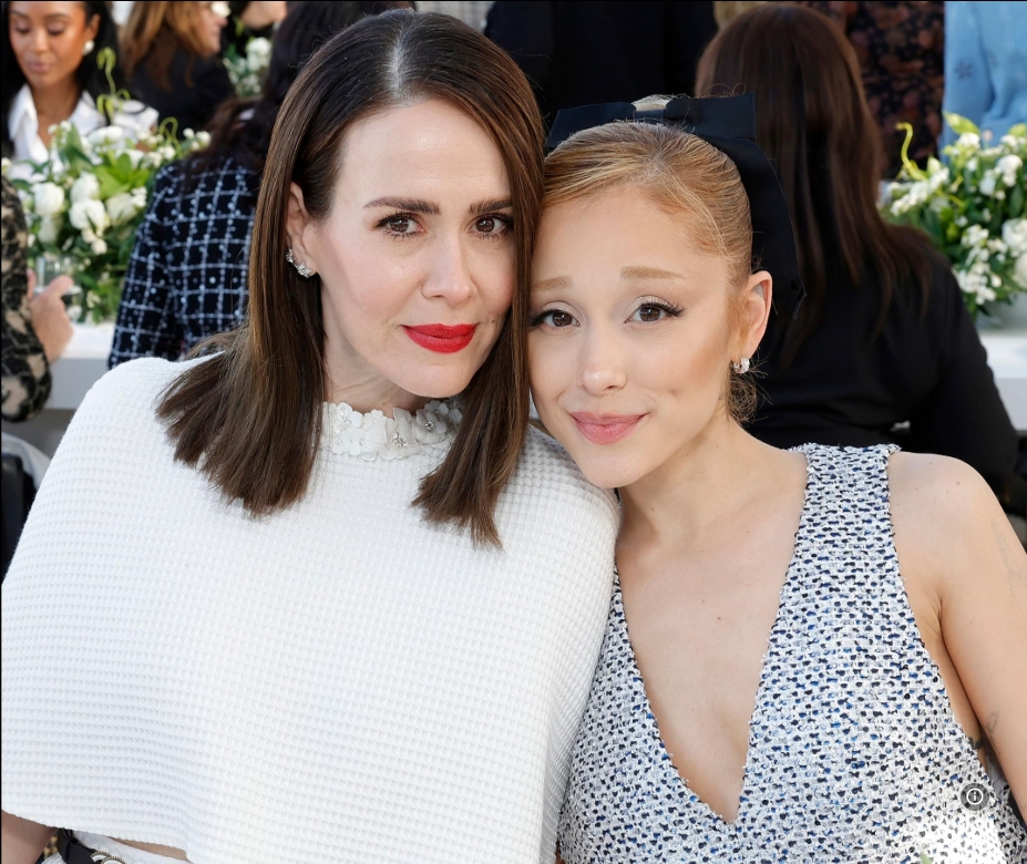 photo-Ariana Grande 2025