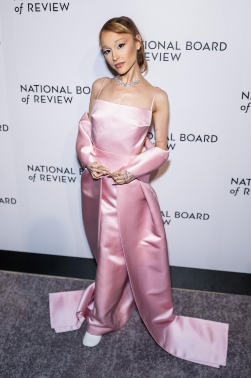 photo-Ariana Grande 2024