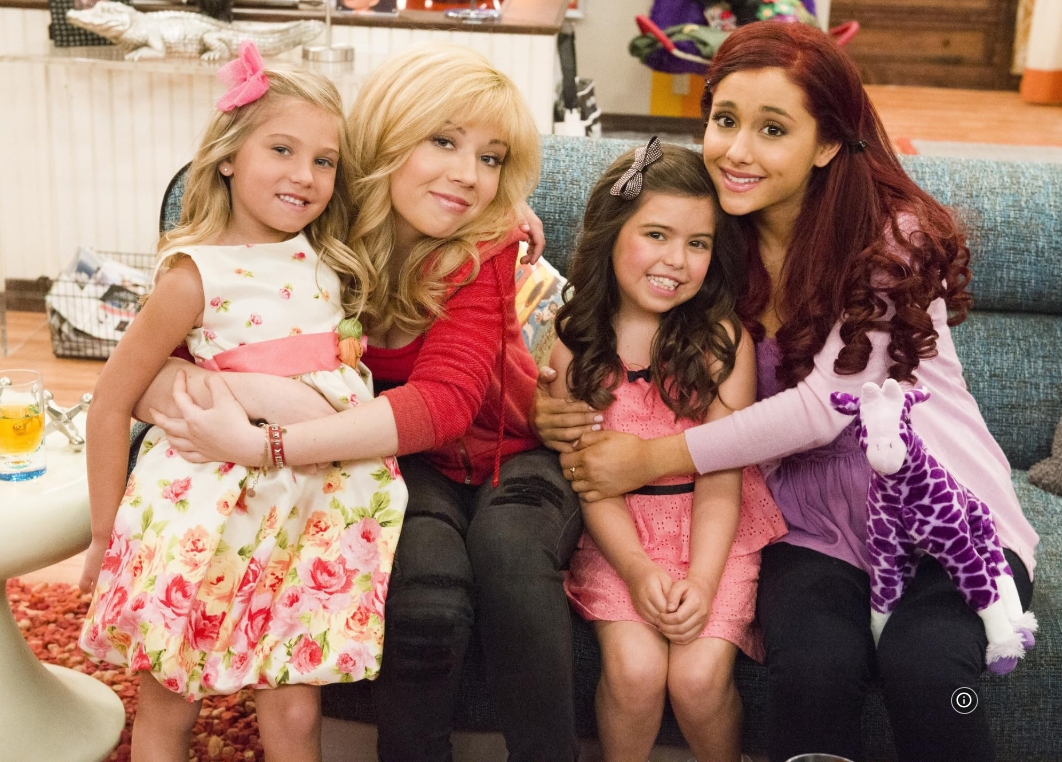 photo-Ariana Grande 2013