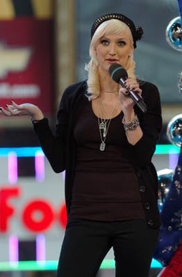 photo-Ashlee Simpson 1998