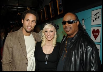 photo-Ashlee Simpson 1998