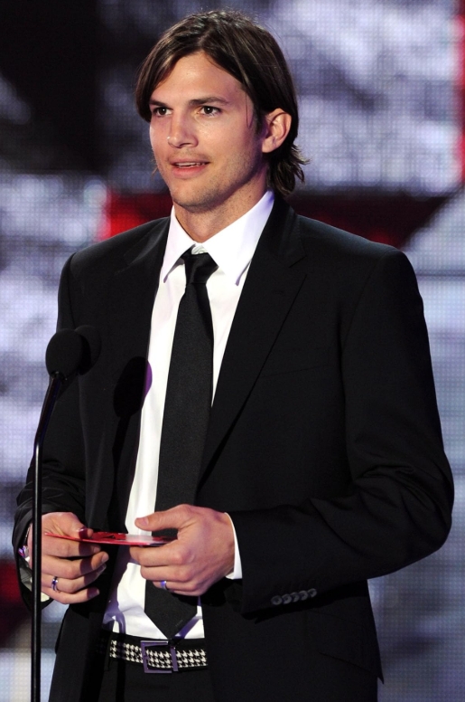 photo-Ashton Kutcher 2011