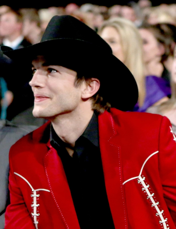photo-Ashton Kutcher 2012
