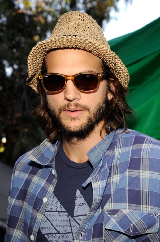 photo-Ashton Kutcher 2011