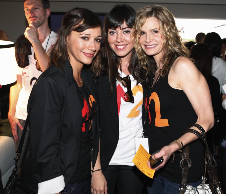 photo-Aubrey Plaza 2010