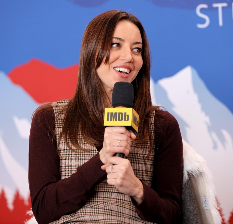 photo-Aubrey Plaza 2020