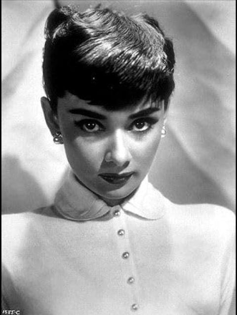 photo-Audrey Hepburn 1952