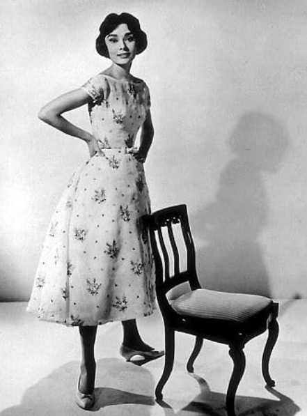 photo-Audrey Hepburn 1957