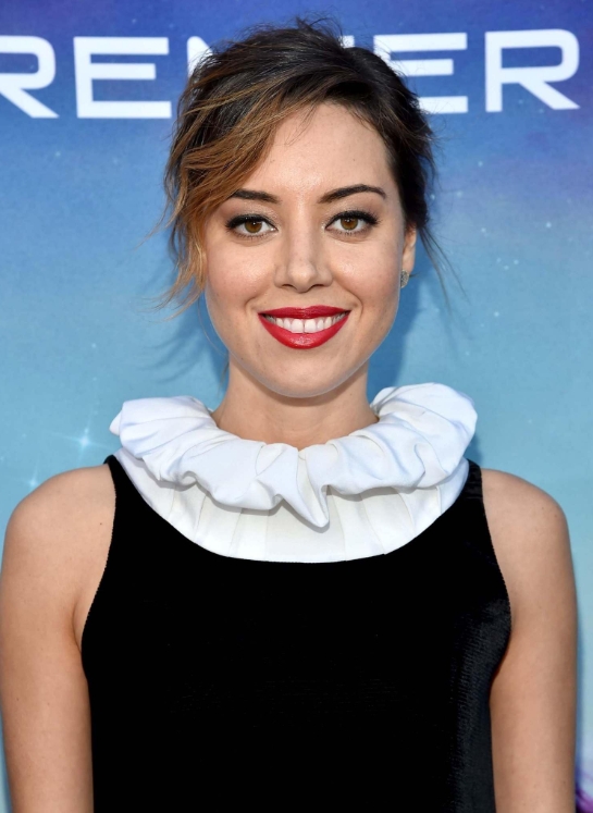 photo-Aubrey Plaza 2014