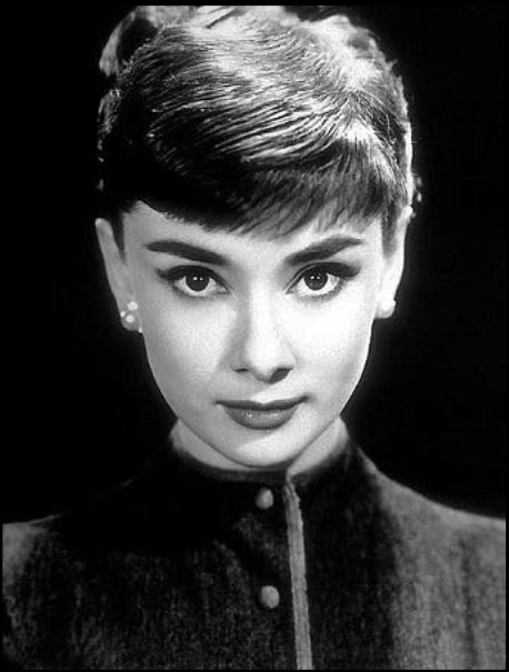 photo-Audrey Hepburn 1952