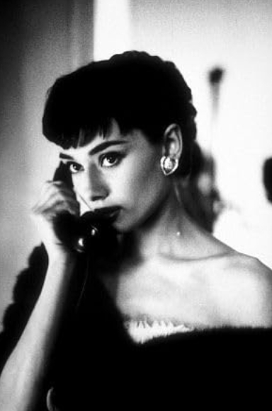 photo-Audrey Hepburn 1953